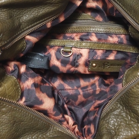 B. Makowsky olive green purse - Picture 3 of 4
